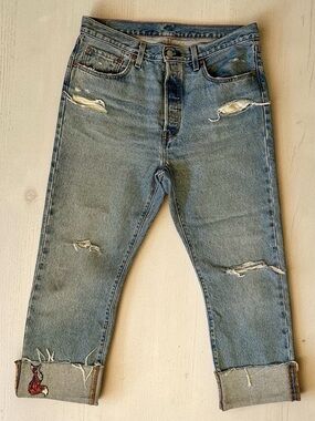 Levi's 501 Woman’s Cropped Distressed Denim Jeans - Light Blue Size 32